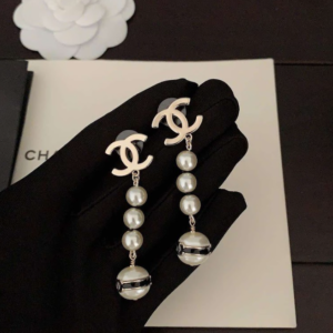 Cha.nmel Pearl Rhinestone Dangle