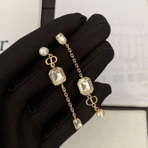Di.ooor Pearl Earrings