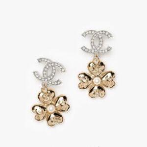 Pendant earrings